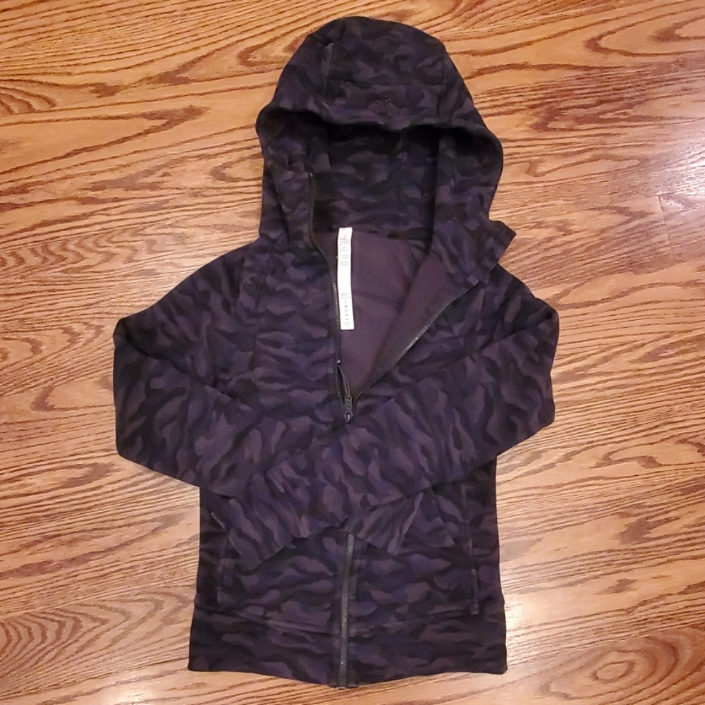 Lululemon zip up hoodie